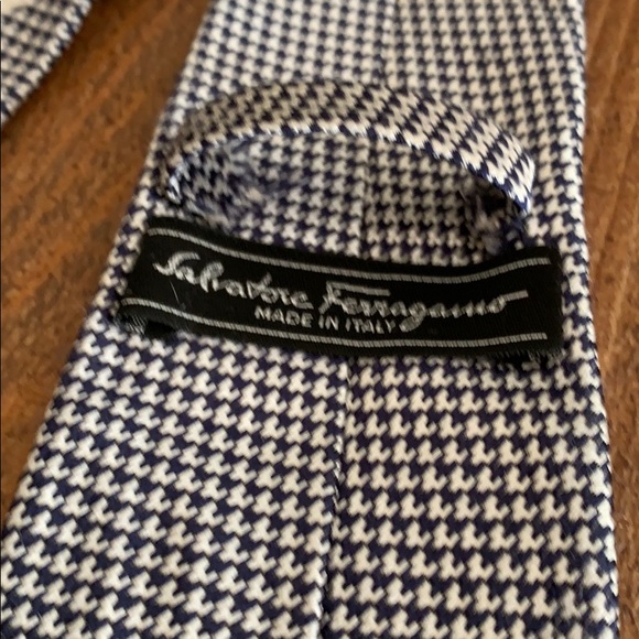 Salvatore Ferragamo Tie (Navy Gingham) - Picture 4 of 5